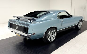 Ford-Mustang-1970-Diamond-Blue-Black-6