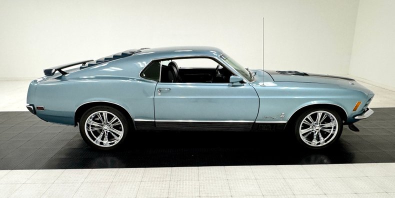 Ford-Mustang-1970-Diamond-Blue-Black-7