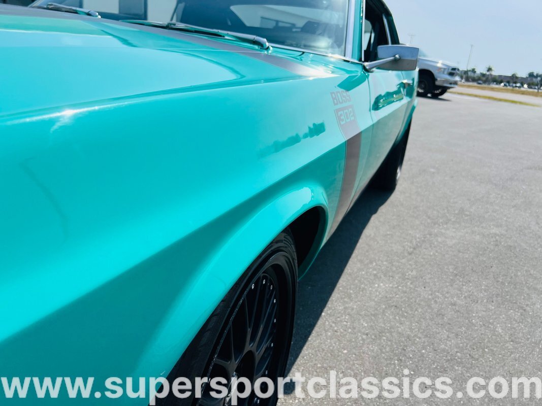 Ford-Mustang-1970-Fastback-21