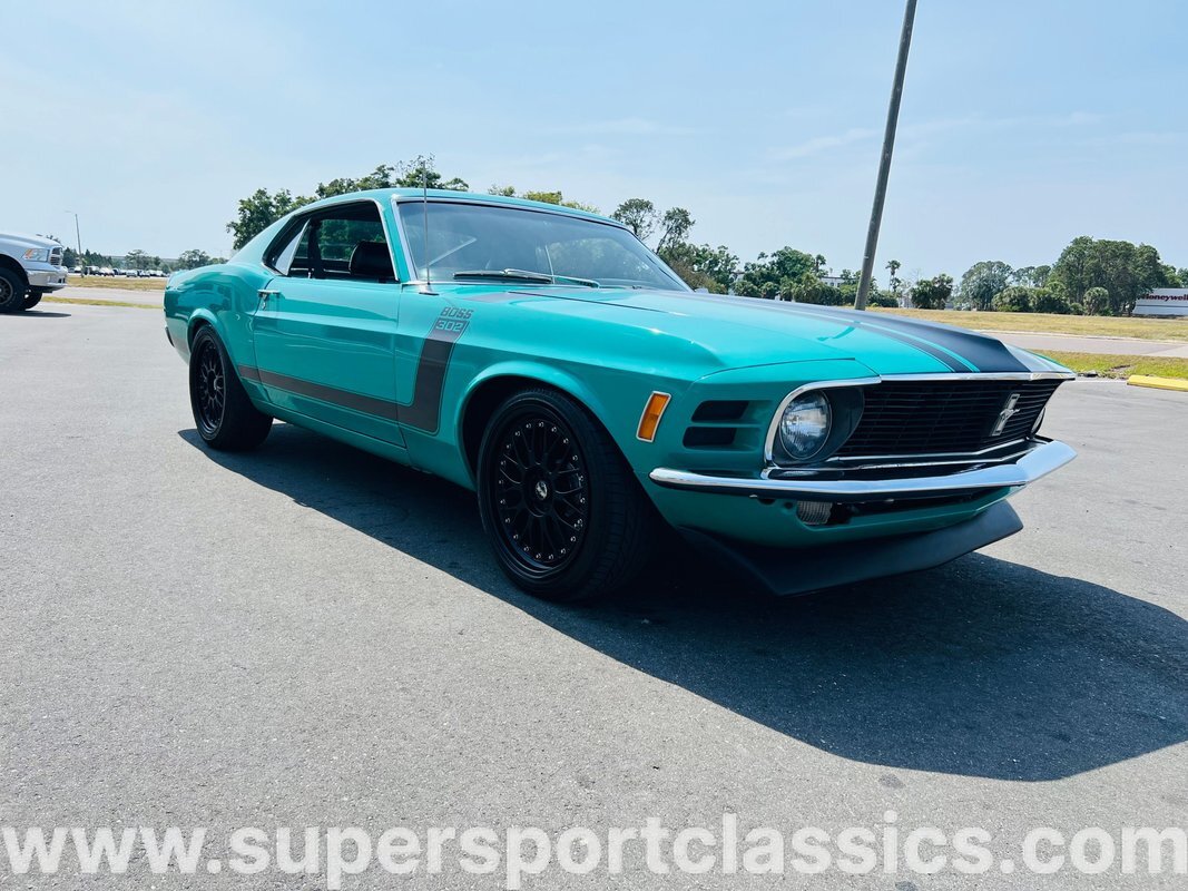 Ford-Mustang-1970-Fastback-7