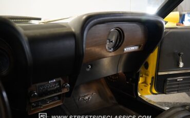 Ford-Mustang-1970-Yellow-Black-43