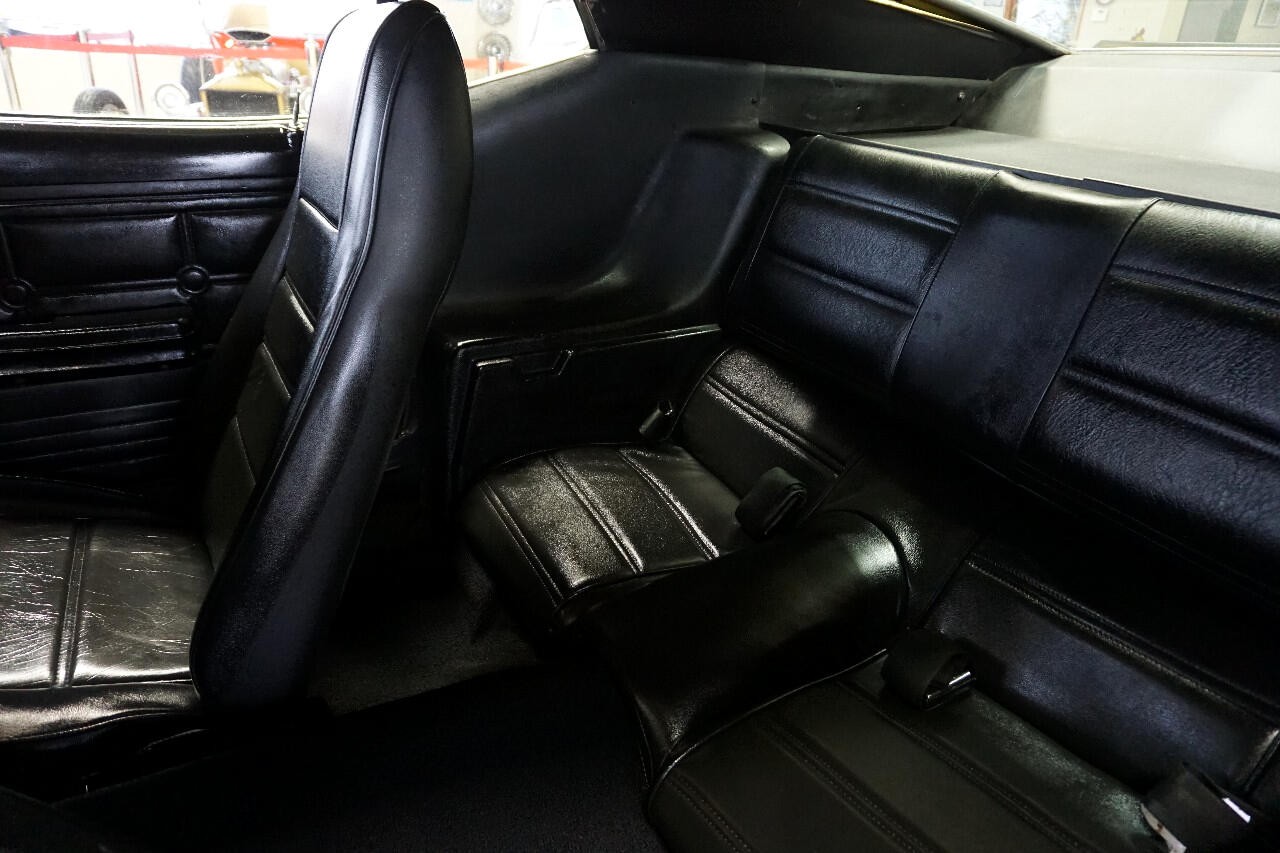 Ford-Mustang-1971-Classic-Car-22
