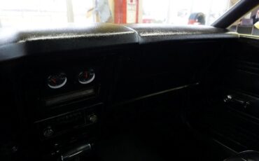 Ford-Mustang-1971-Classic-Car-26