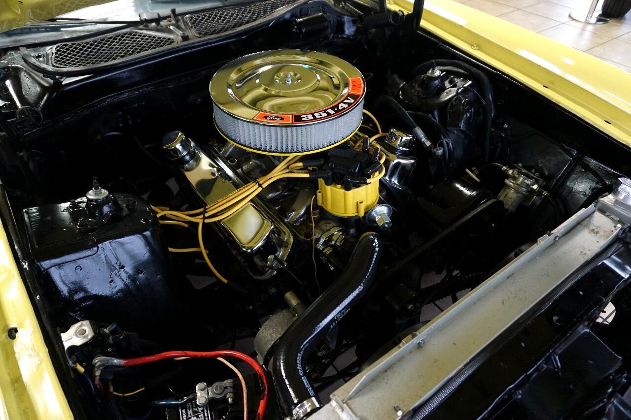 Ford-Mustang-1971-Classic-Car-29