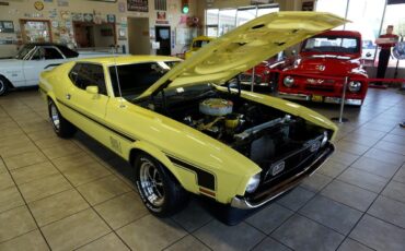 Ford-Mustang-1971-Classic-Car-30