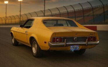 Ford-Mustang-1972-Coupe-2