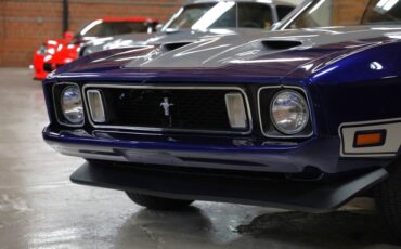 Ford-Mustang-1973-Cosmo-Blue-Metallic-Black-14