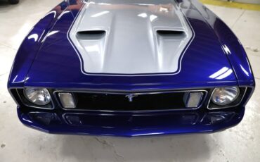 Ford-Mustang-1973-Cosmo-Blue-Metallic-Black-18