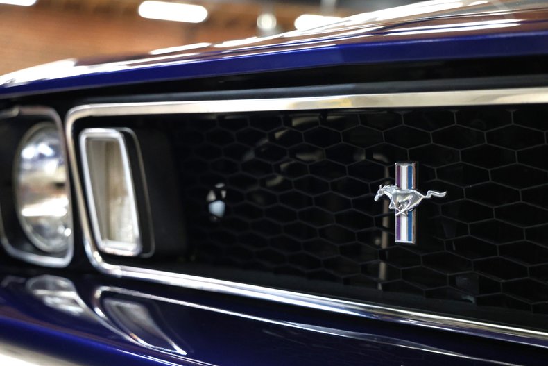 Ford-Mustang-1973-Cosmo-Blue-Metallic-Black-20
