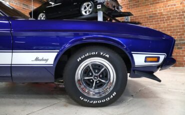 Ford-Mustang-1973-Cosmo-Blue-Metallic-Black-3