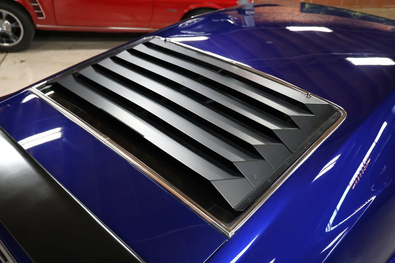 Ford-Mustang-1973-Cosmo-Blue-Metallic-Black-36