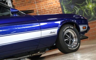 Ford-Mustang-1973-Cosmo-Blue-Metallic-Black-42