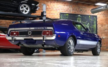 Ford-Mustang-1973-Cosmo-Blue-Metallic-Black-47