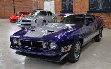 Ford-Mustang-1973-Cosmo-Blue-Metallic-Black-9