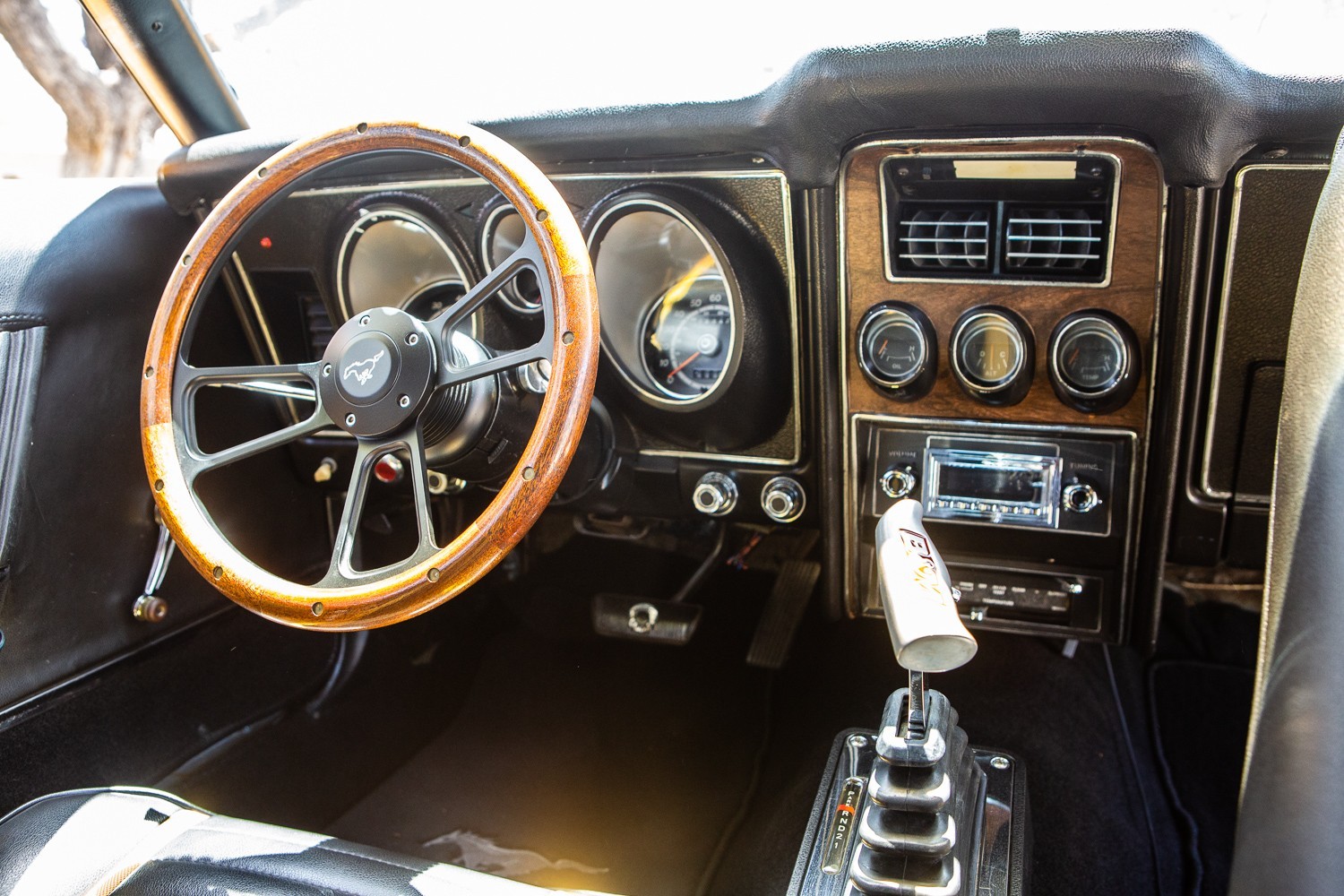 Ford-Mustang-1973-Coupe-31