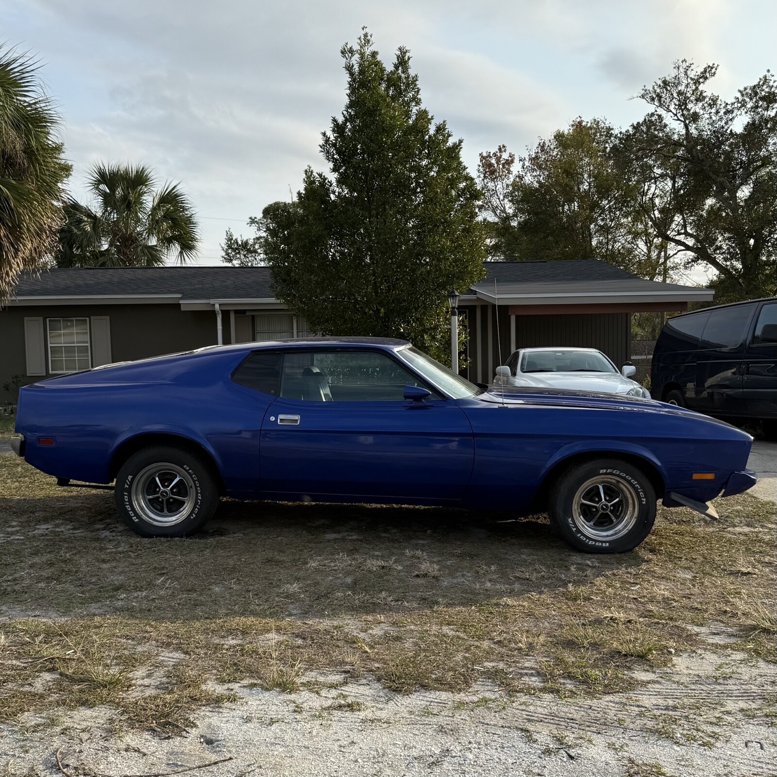 Ford-Mustang-1973-Fastback-7