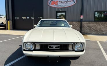 Ford-Mustang-1973-White-22