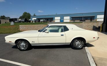 Ford-Mustang-1973-White-24