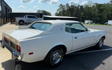 Ford-Mustang-1973-White-27