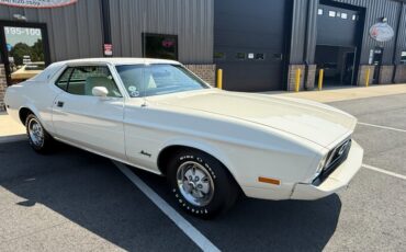 Ford-Mustang-1973-White-29
