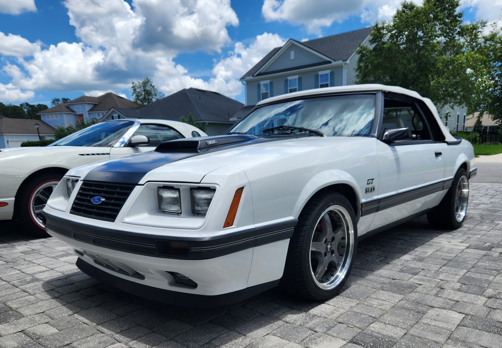 Ford Mustang 1984 Convertible