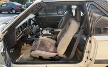 Ford-Mustang-1986-Coupe-22