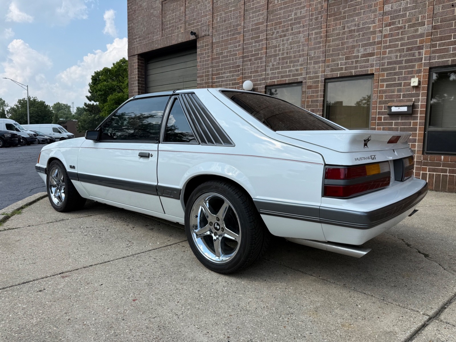 Ford-Mustang-1986-Coupe-3