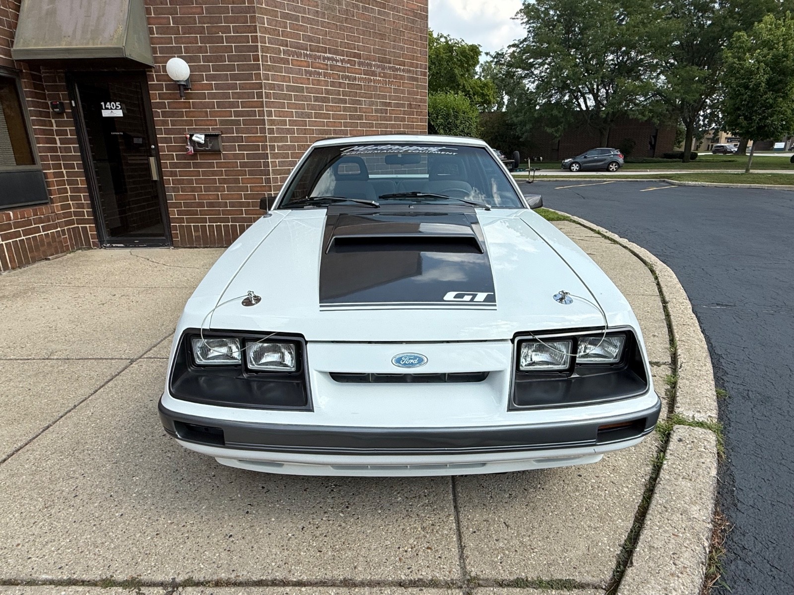 Ford-Mustang-1986-Coupe-6