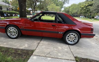Ford Mustang 1986 Sedan