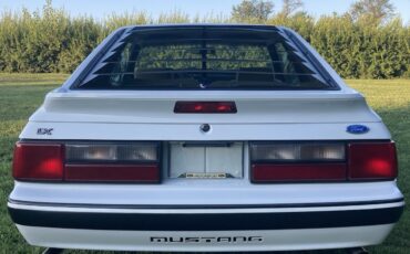 Ford-Mustang-1987-2