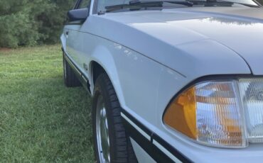 Ford-Mustang-1987-4