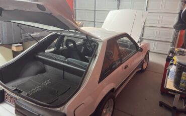 Ford-Mustang-1987-6