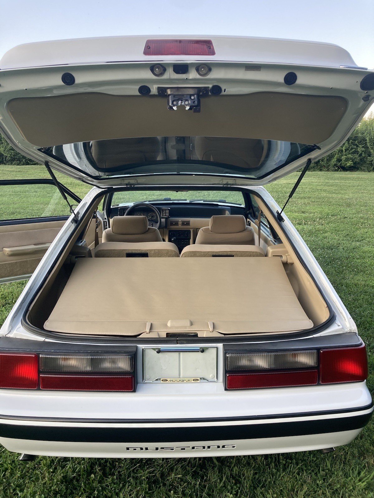 Ford-Mustang-1987-7