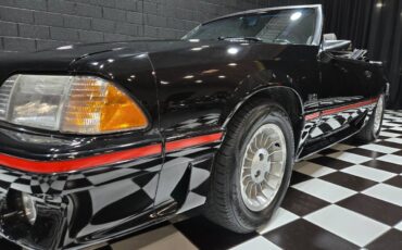Ford-Mustang-1987-Convertible-12