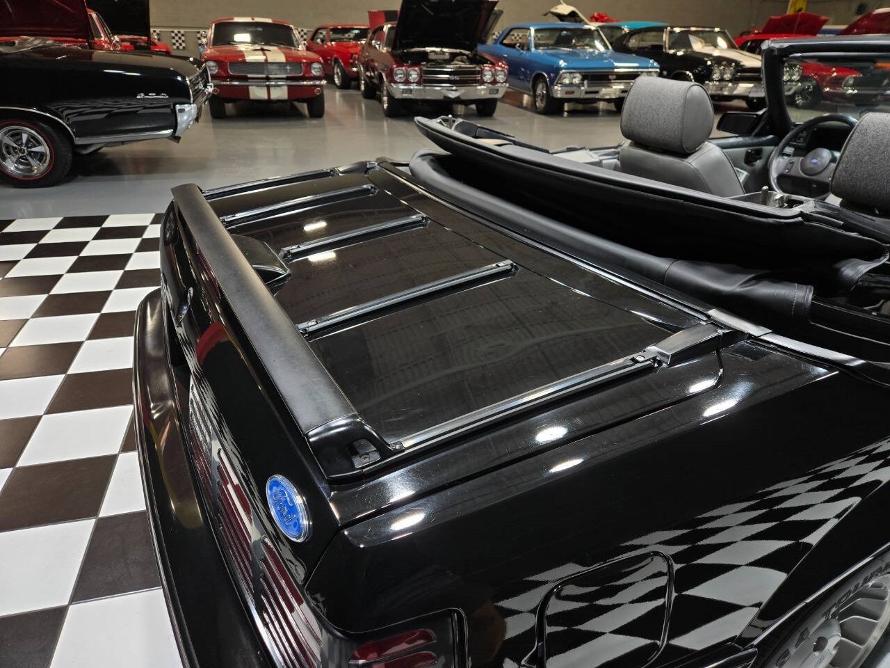 Ford-Mustang-1987-Convertible-22