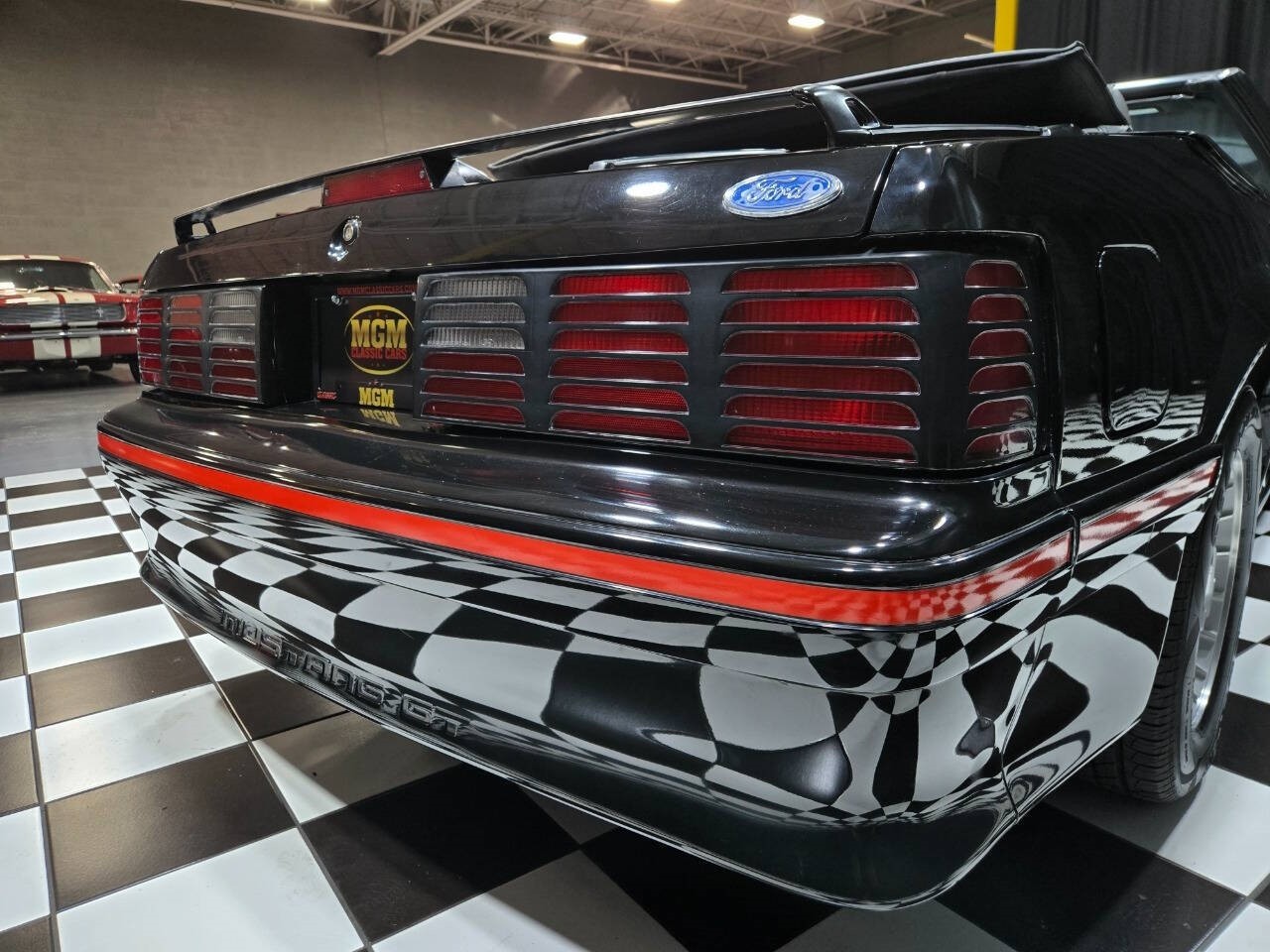 Ford-Mustang-1987-Convertible-25