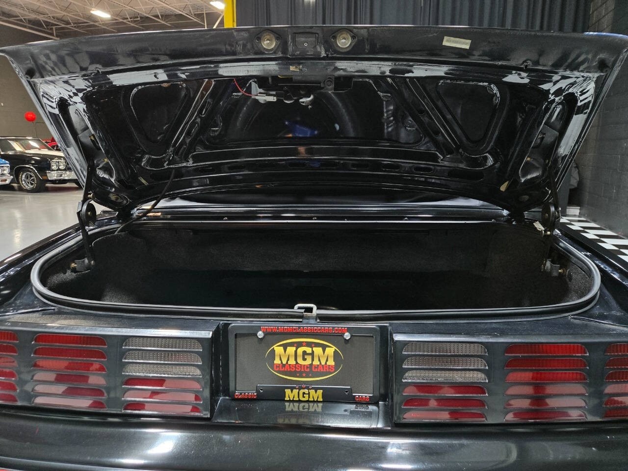 Ford-Mustang-1987-Convertible-36