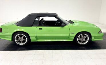 Ford-Mustang-1987-Gotta-Have-It-Green-Black-16