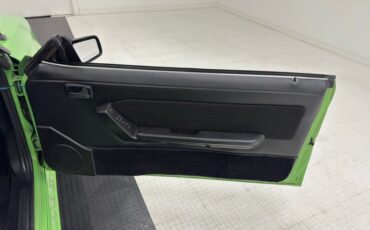 Ford-Mustang-1987-Gotta-Have-It-Green-Black-22
