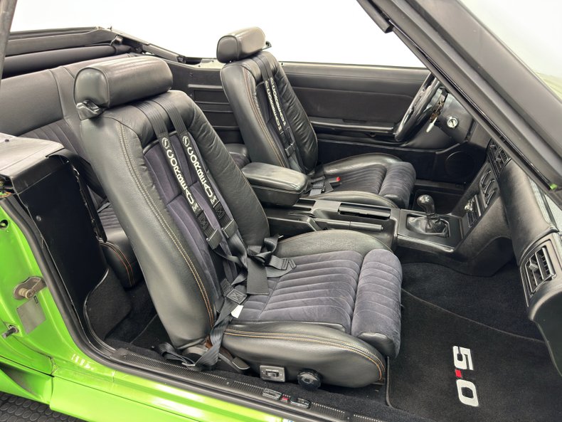 Ford-Mustang-1987-Gotta-Have-It-Green-Black-33