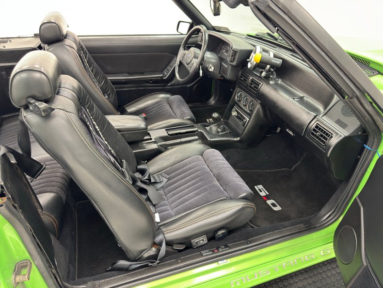 Ford-Mustang-1987-Gotta-Have-It-Green-Black-34