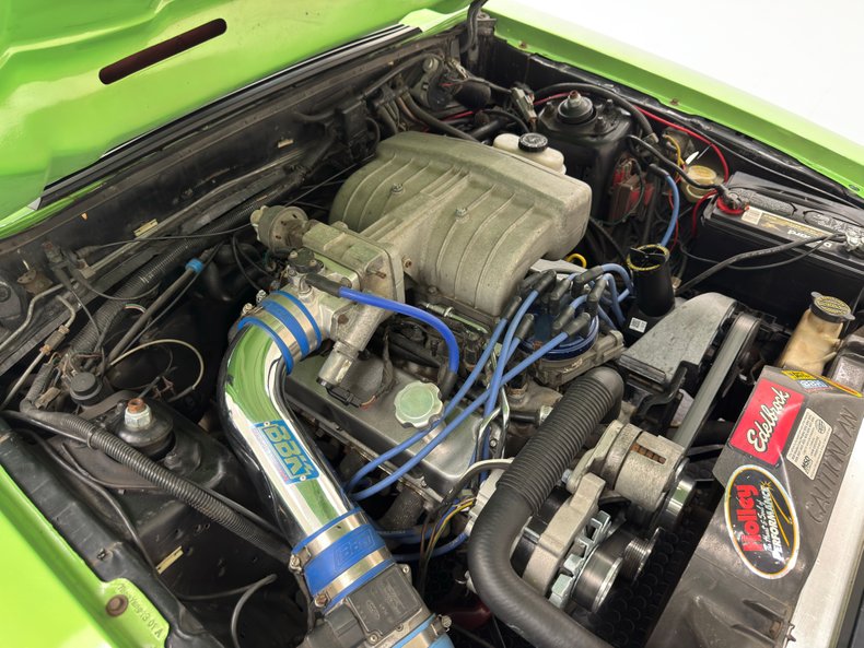 Ford-Mustang-1987-Gotta-Have-It-Green-Black-47