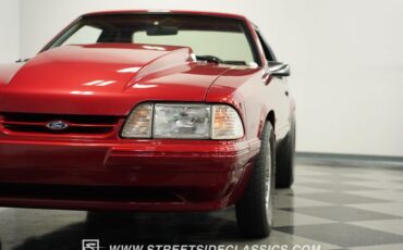 Ford-Mustang-1987-Red-Red-16