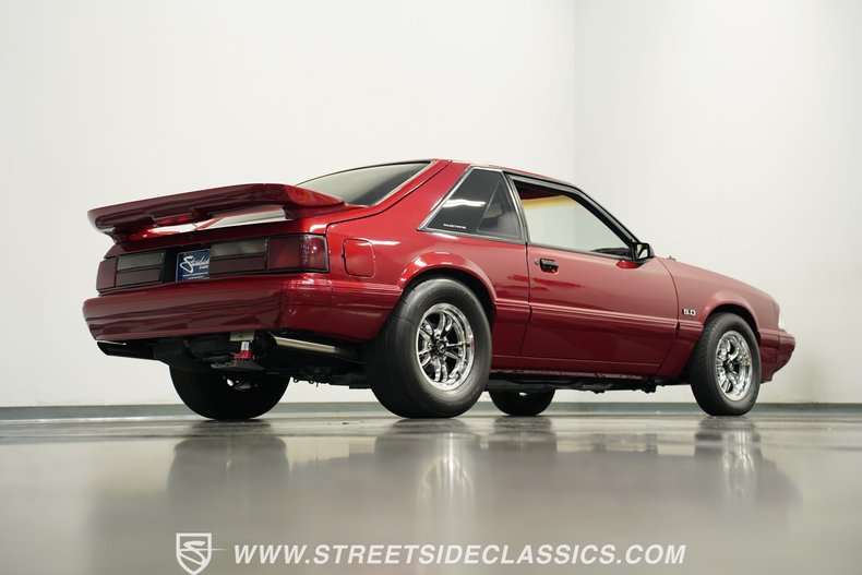 Ford-Mustang-1987-Red-Red-25