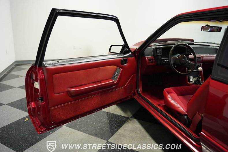 Ford-Mustang-1987-Red-Red-33