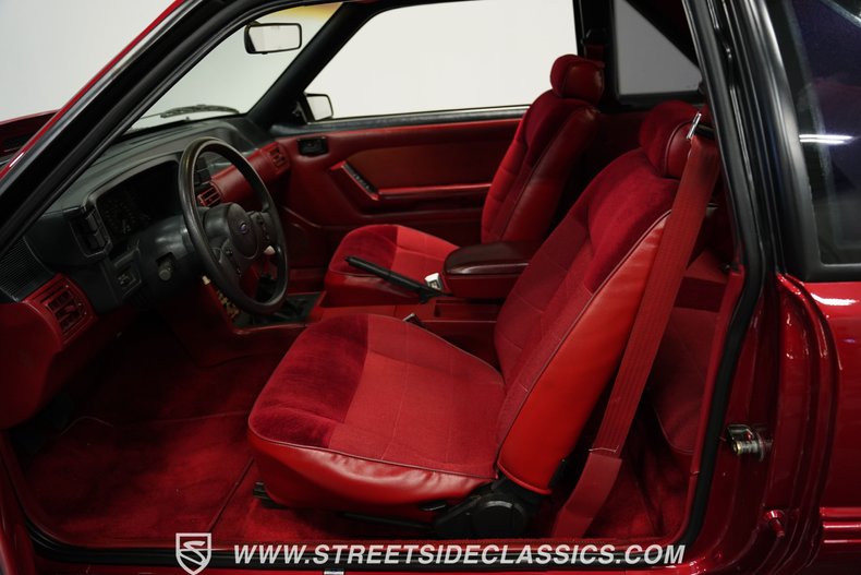 Ford-Mustang-1987-Red-Red-35