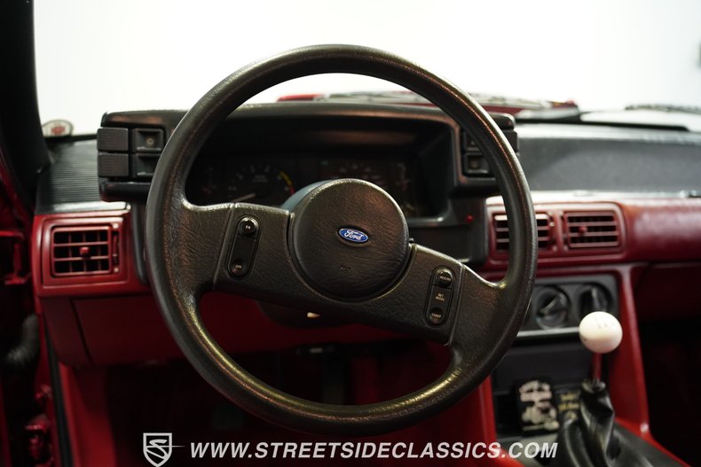 Ford-Mustang-1987-Red-Red-36