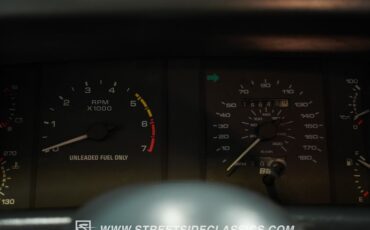 Ford-Mustang-1987-Red-Red-37