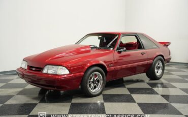 Ford-Mustang-1987-Red-Red-4