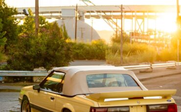 Ford-Mustang-1989-Convertible-1